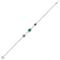 18 Karat White Gold 3.28 Carat Emerald and Diamond Tennis Bracelet