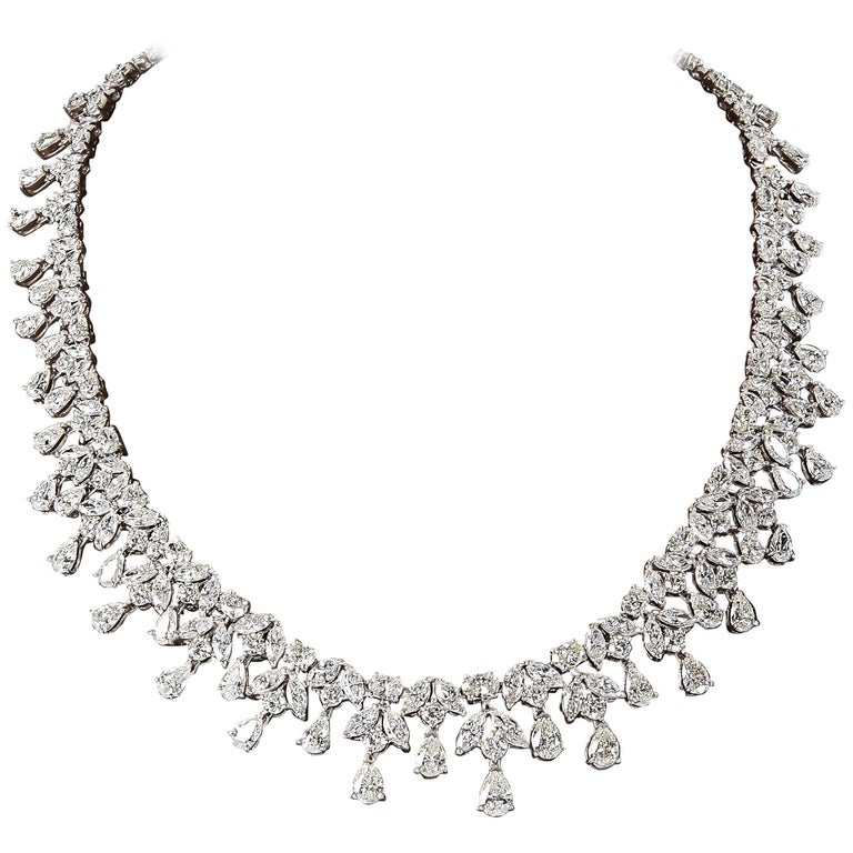Elegant 46 Carat Diamonds Necklace For Sale at 1stDibs | elegant necklaces,  elegant diamond necklace, diamonds necklaces
