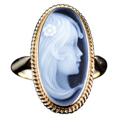 9 Carat Gold Agate Cameo Ring with Beautiful Figural Maiden Head
