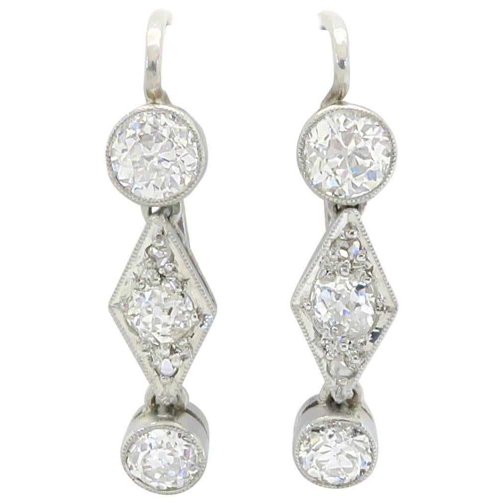 1920s 1.06 Carats Diamonds Platinum Drop Earrings 