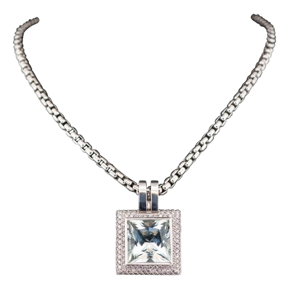 Condition: Pre-owned with mild/light scratches
Material: 18ct White Gold 
Chain Length: 16