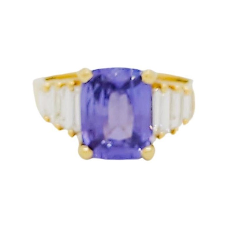 GIA Unheated Color Change Sapphire and White Diamond Ring in 18k Yellow Gold For Sale
