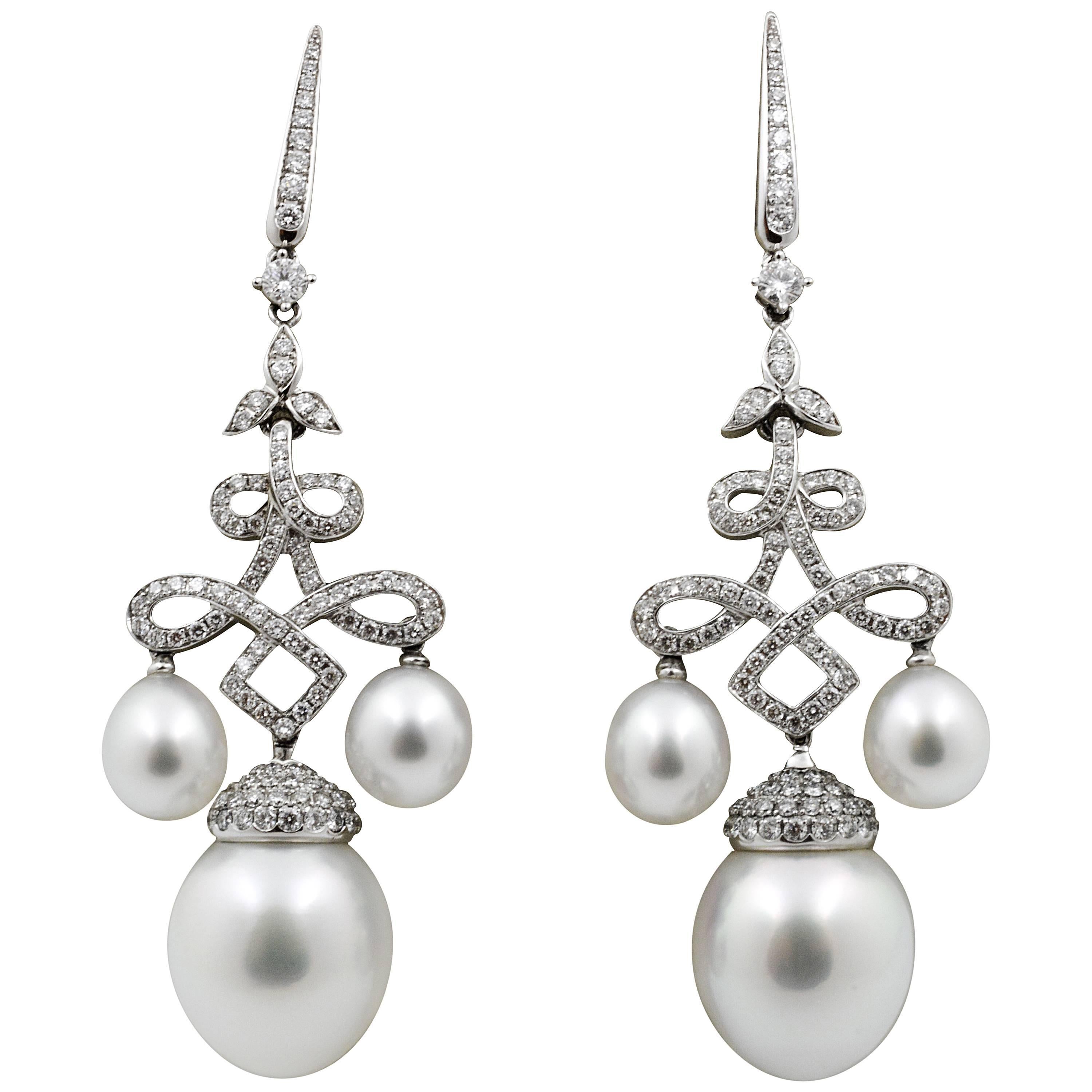 18 Kt Gold, South Sea Pearls 2.88 Ct Diamond Chandelier Earrings