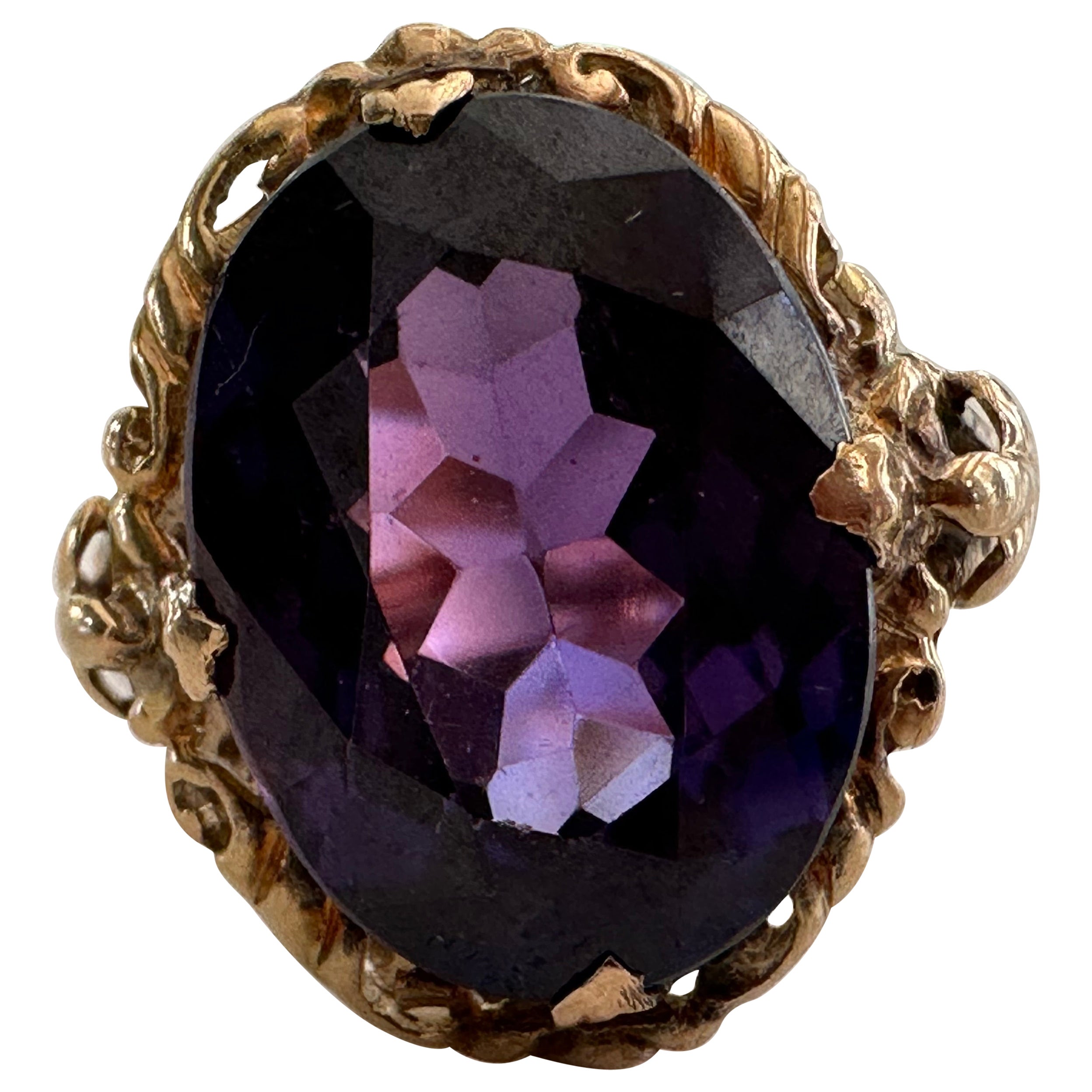 Bague cocktail vintage en saphir violet synthétique