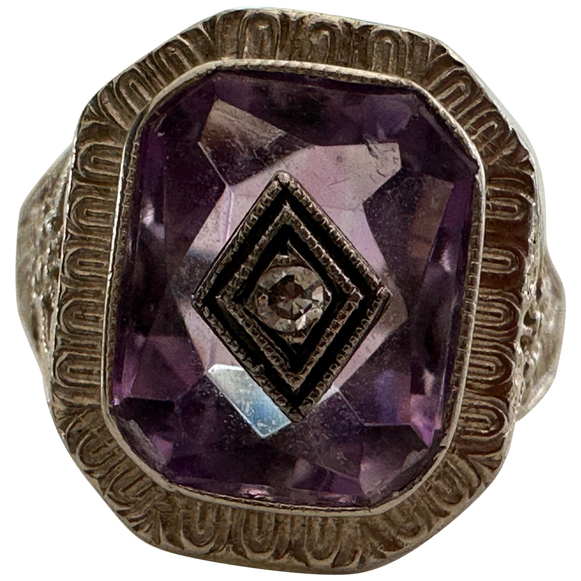 Midcentury Purple Amethyst and Diamond Filigree Ring For Sale