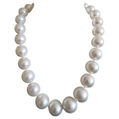 Collier ras du cou en perles des mers du Sud