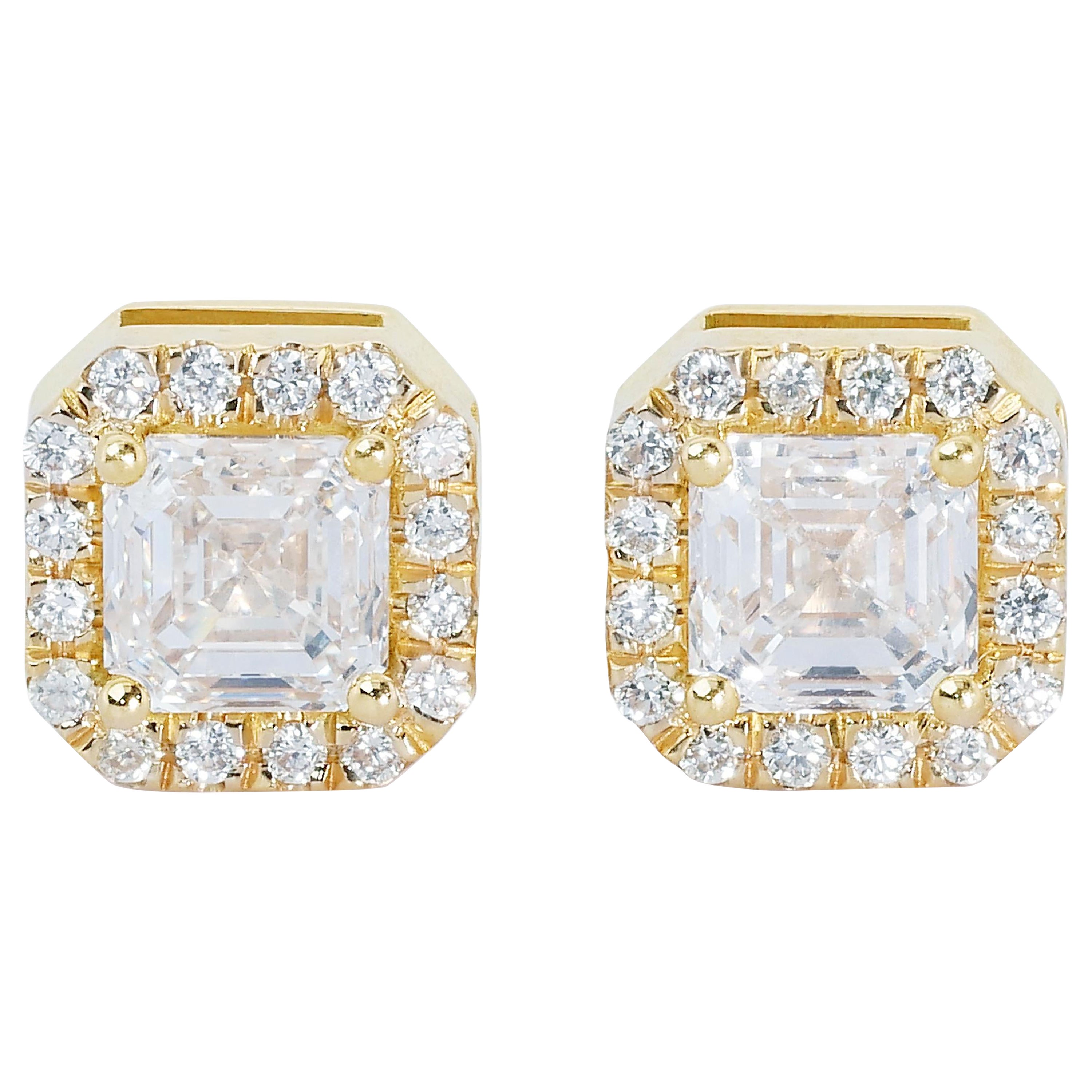 18k Yellow Gold Stud Earrings w/ 1.89 2.13ct Natural Diamonds AIG Certificate For Sale