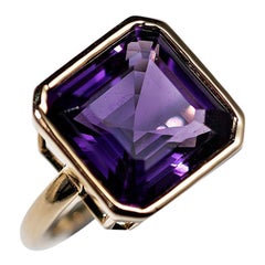 Royal Purple AAAA 7.88 Carat Amethyst Pinky Ring, Bezel Set 14k Yellow Gold