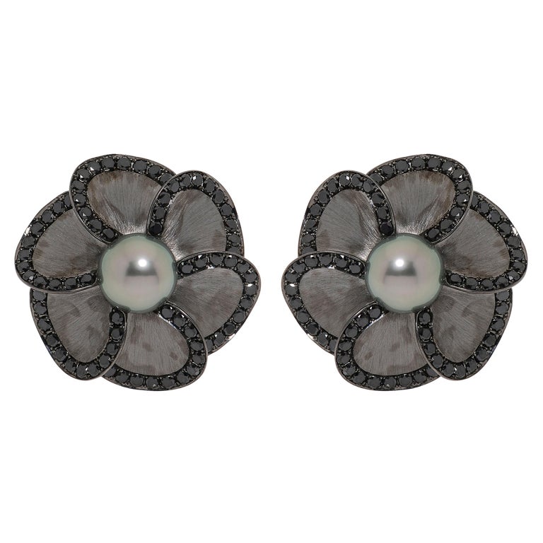 Assael 18k White Gold and Titanium, Black Diamond and Pearl Clip on Earrings For Sale at 1stDibs