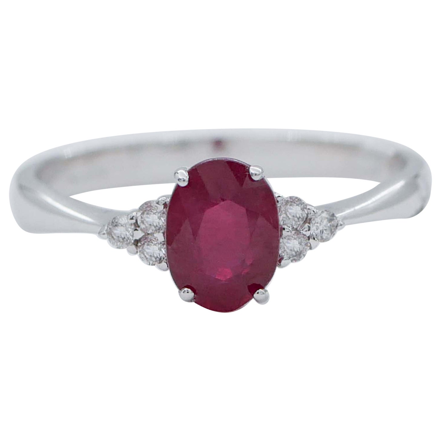 Ruby, Diamonds, 18 Karat White Gold Engagement Ring For Sale