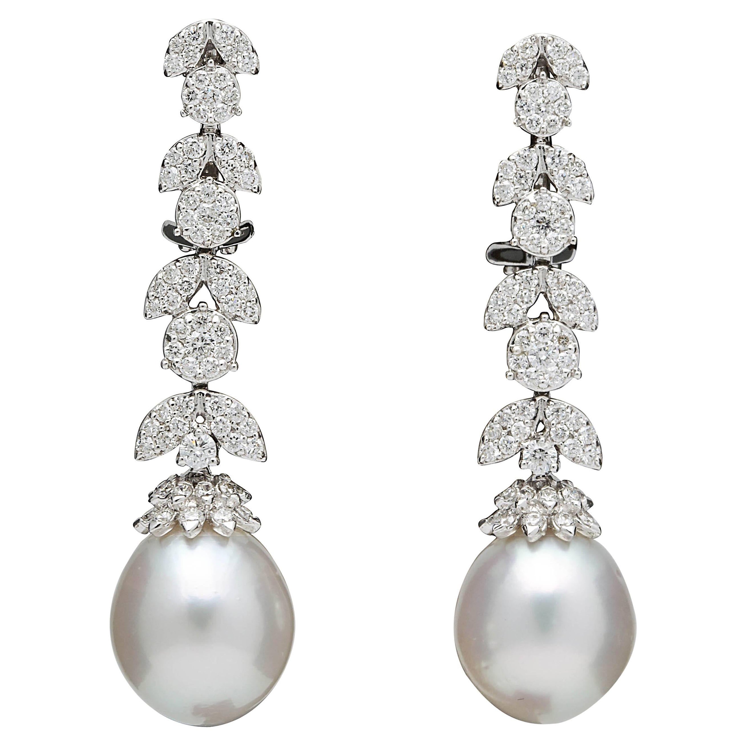 Boucles d'oreilles en perles et diamants