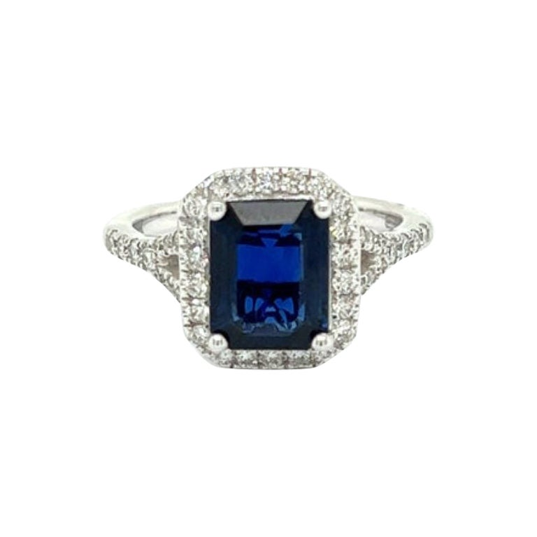 2.38 Ct Diamond and Sapphire Ring For Sale