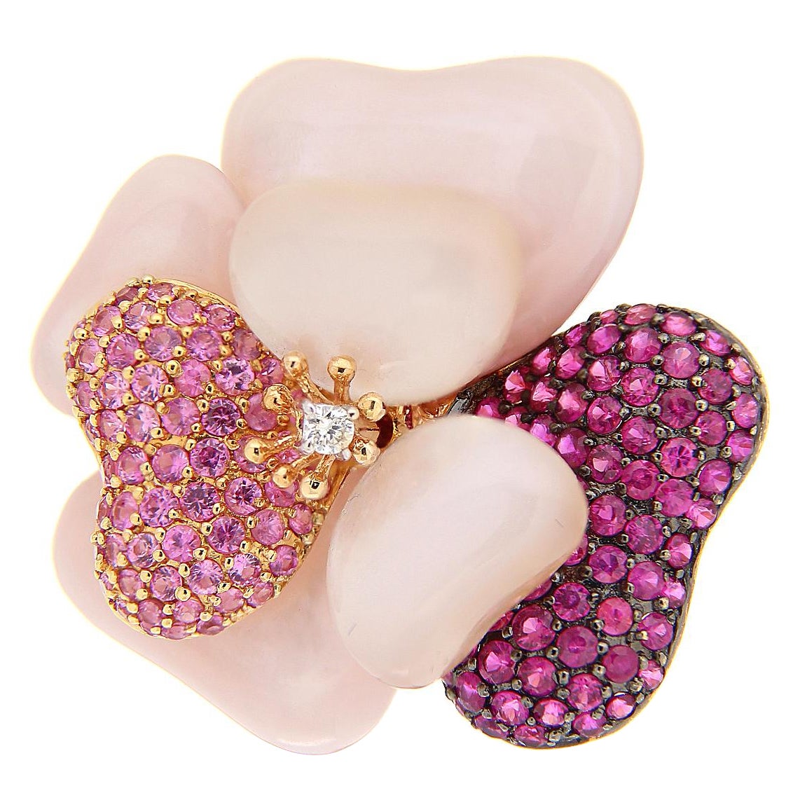 18kt Rose Gold Flower Ring Mother of Pearl Pink Sapphires 0.92 Ct Rubies 1.53 Ct For Sale