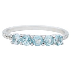 Aquamarine, Diamonds, 18 Karat White Gold Modern Ring
