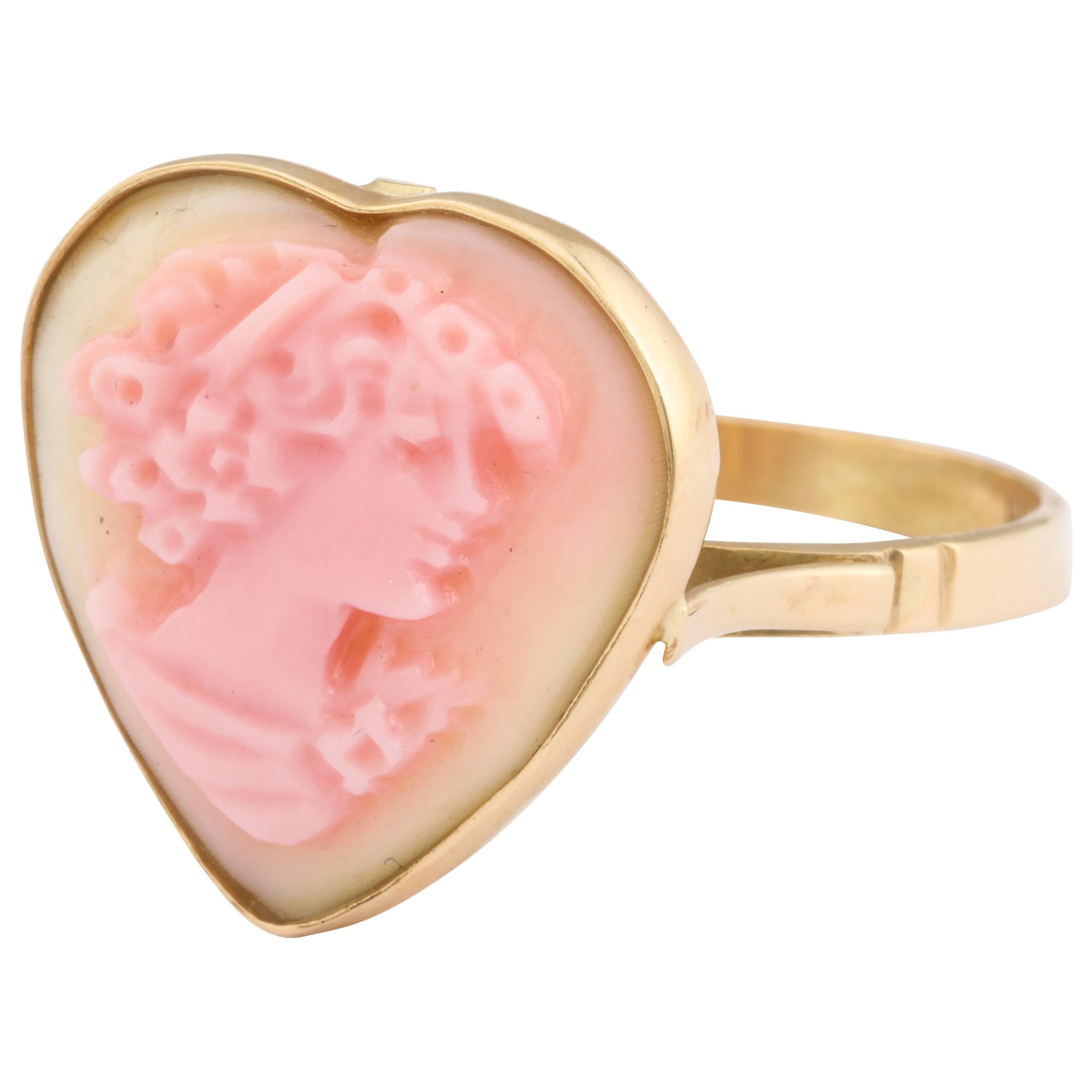 Amedeo "Cuoricino" Cameo Gold Ring For Sale