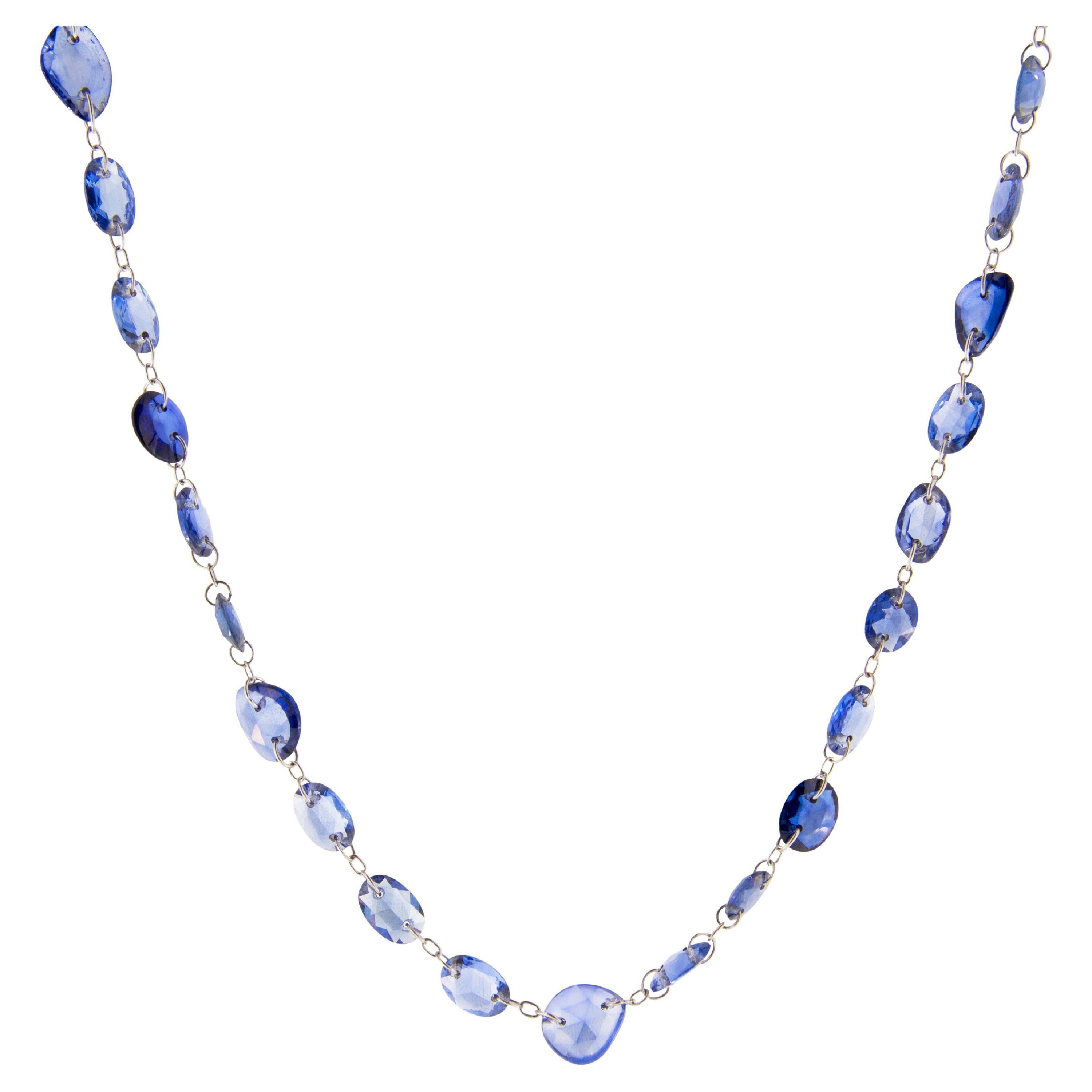 Lange Halskette von Alex Jona aus 18 Karat Weißgold mit blauem Saphir im Angebot