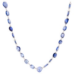 Alex Jona, collier long en or blanc 18 carats avec saphir bleu