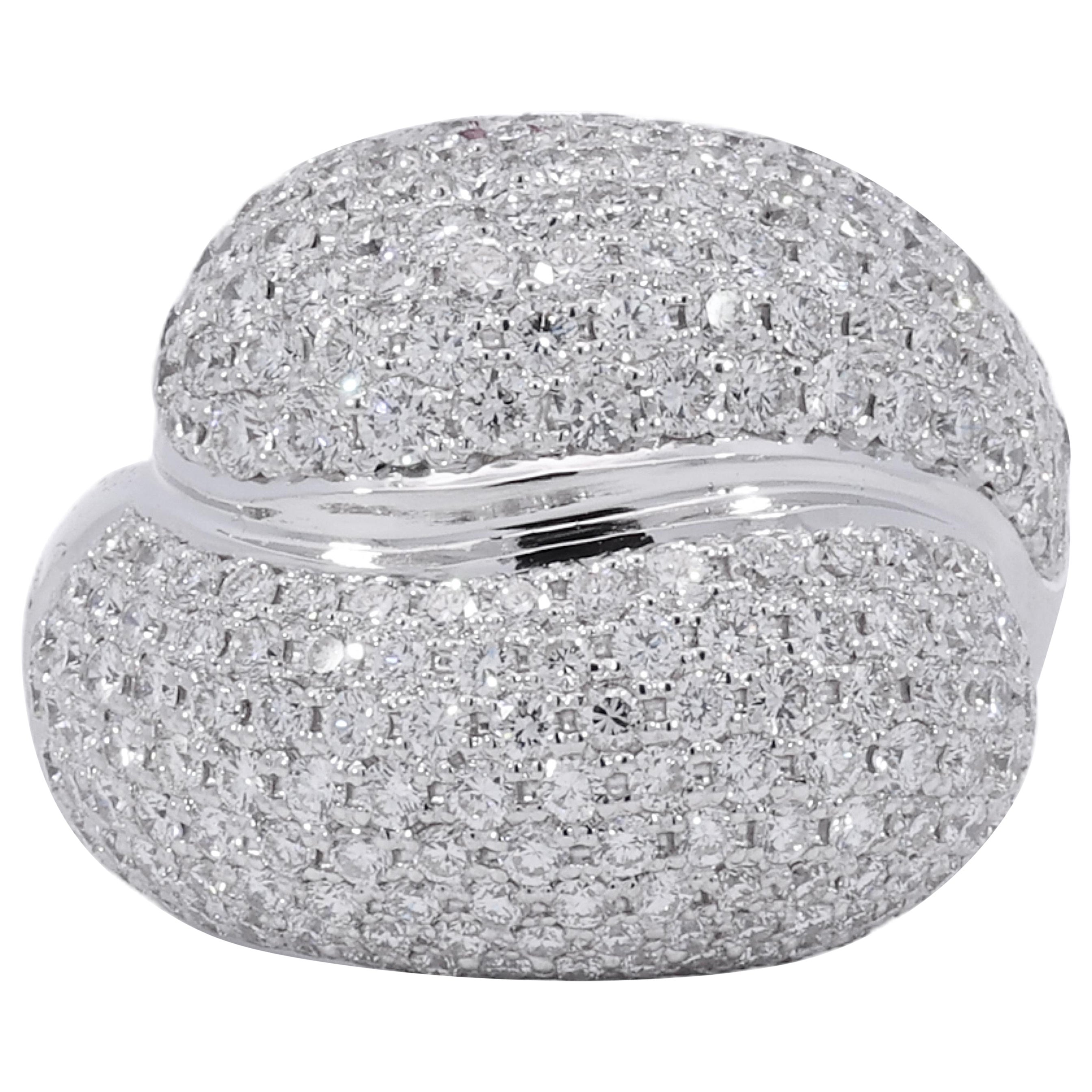 18kt White Gold Overlap Toi & Moi Ring Pavé Set with 4.95ct. Diamonds For Sale
