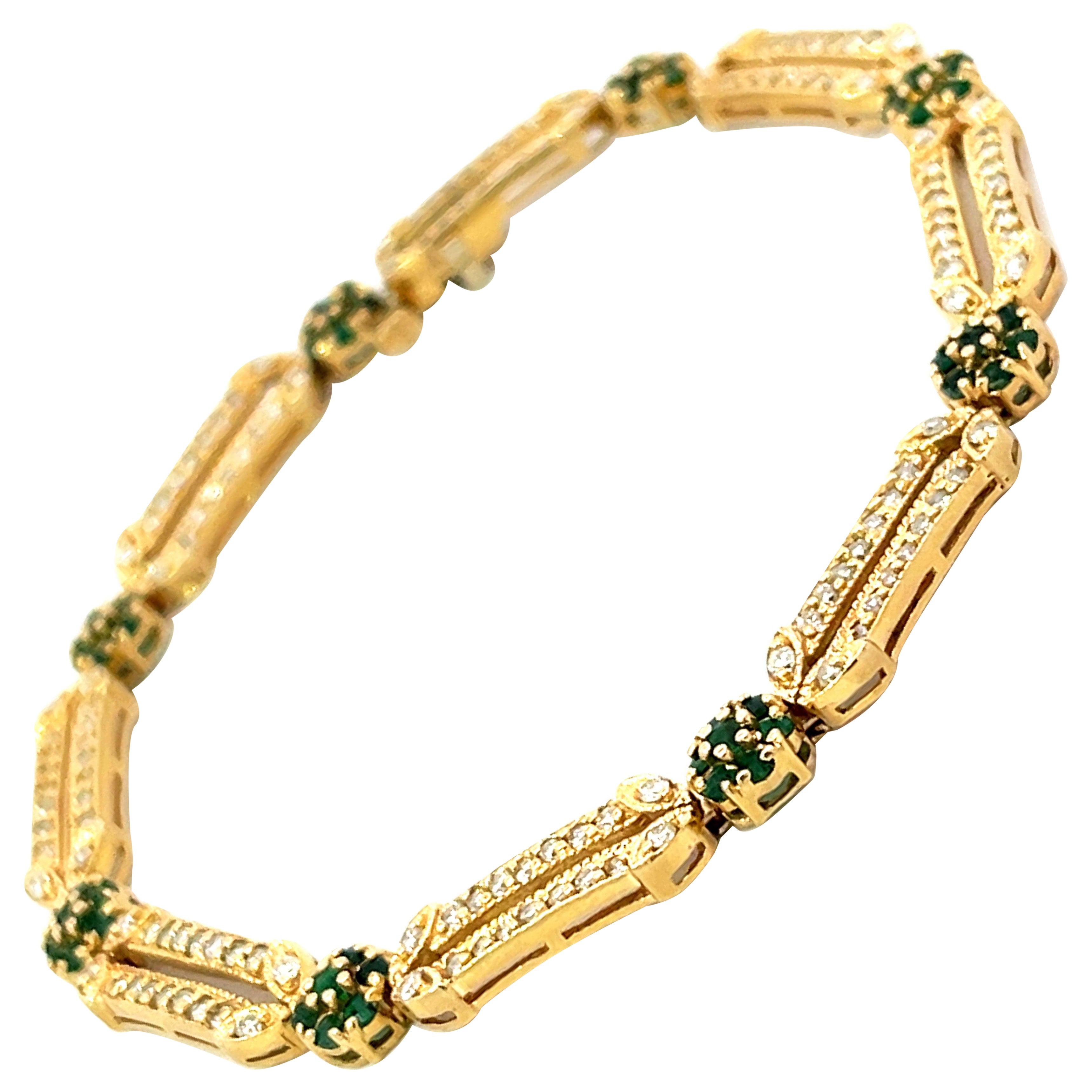 Emerald Flower and Diamond Link Bracelet in 14k Yellow Gold For Sale