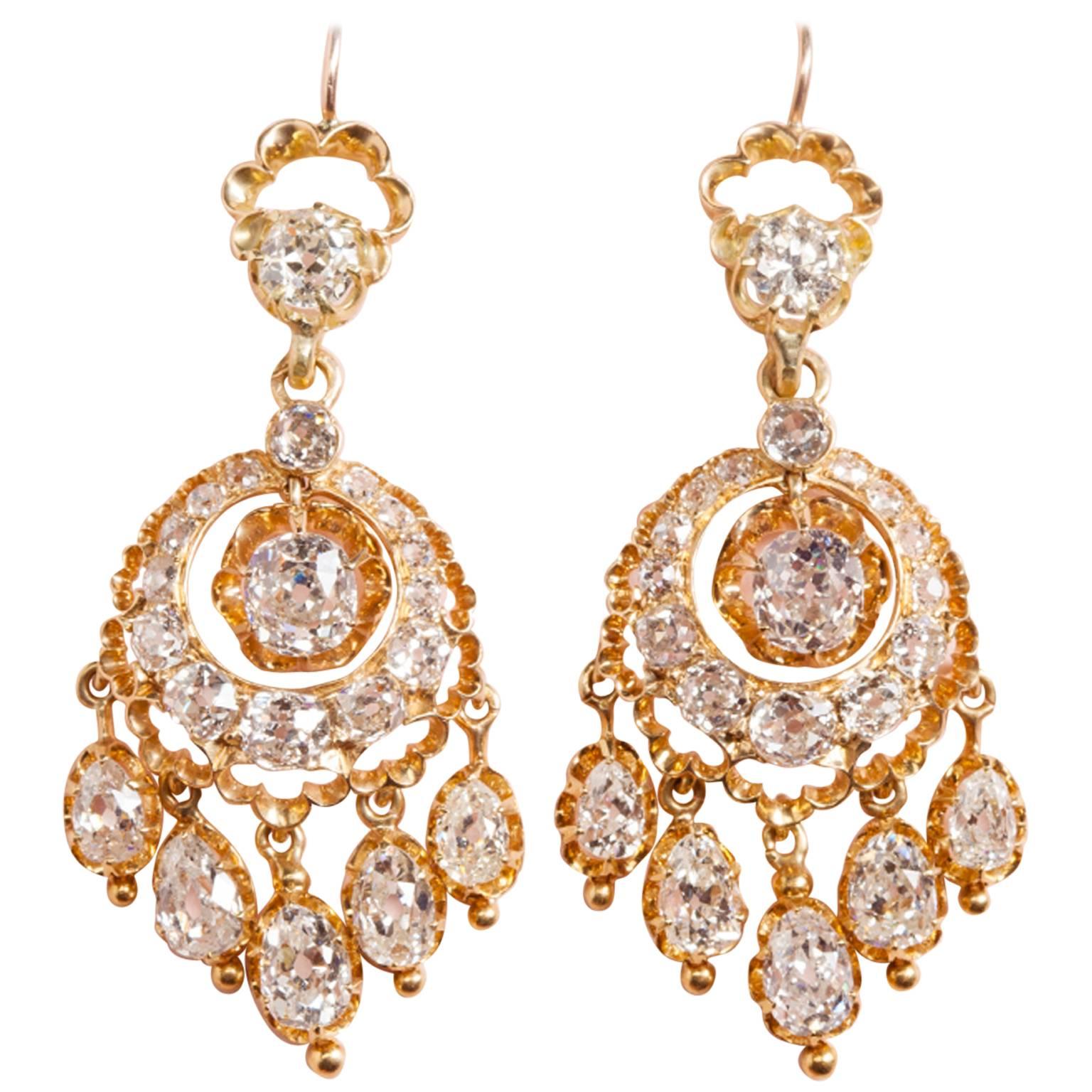 Tam-Tam Girandole Earrings main image 1