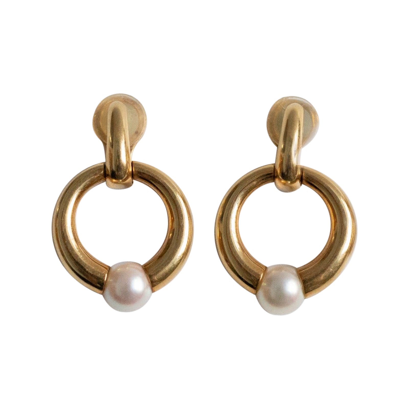 Vintage Cartier 18 Karat Yellow Gold Pearl Drop Earrings For Sale