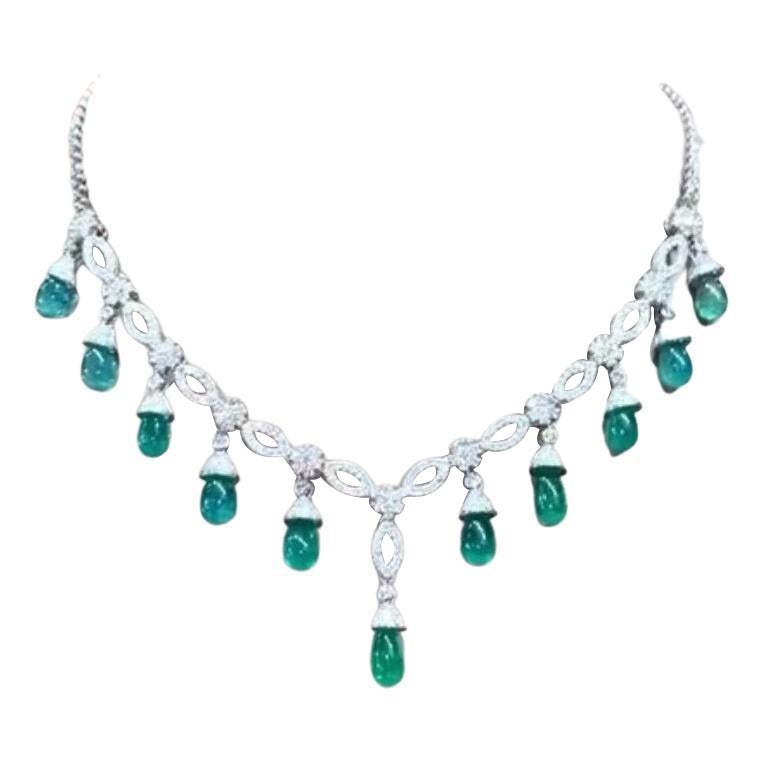 AIG Certified 34.35 Ct Emeralds Diamonds 6.20 Ct 18K Gold Necklace 