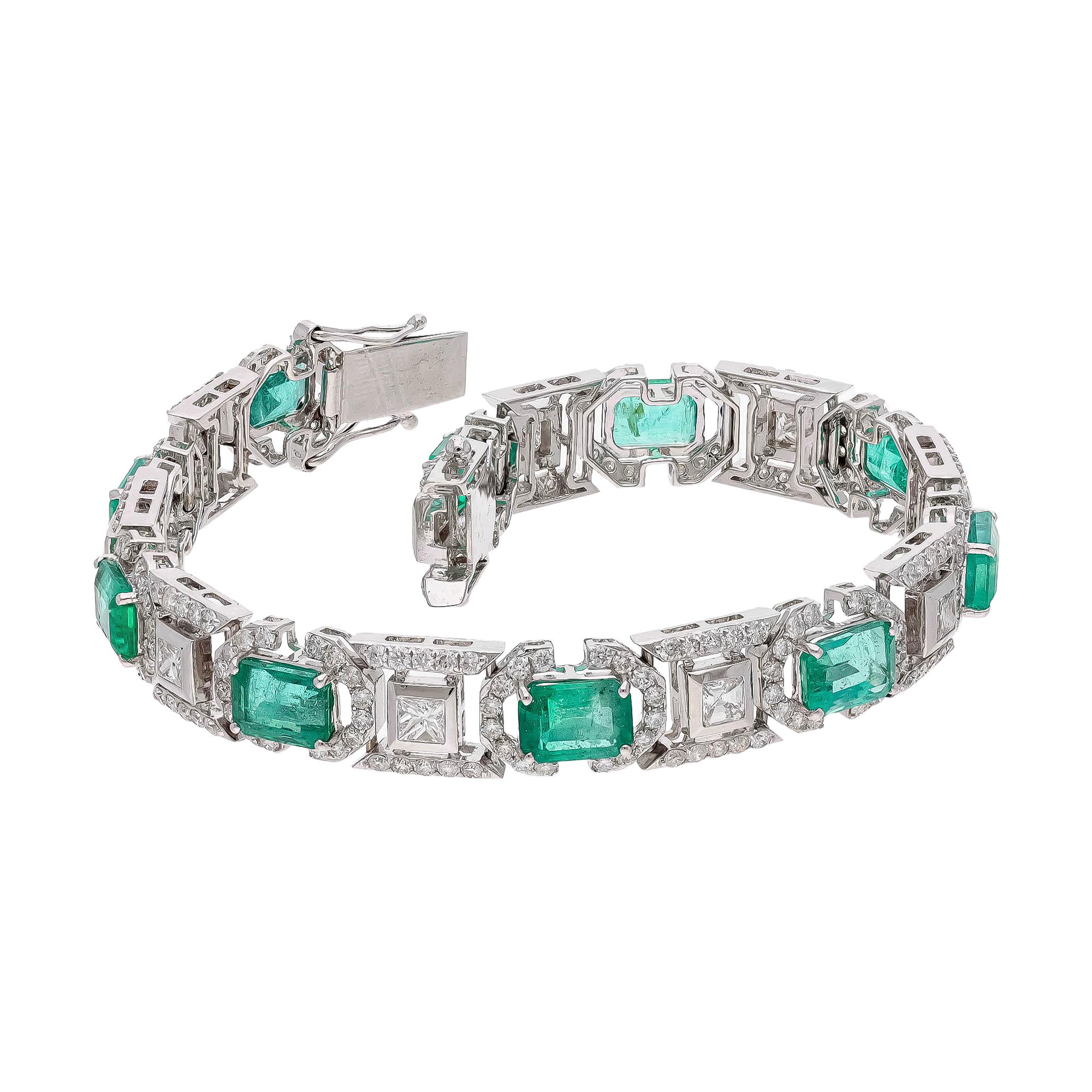 Natural Zambian Emerald Bracelet with Diamond and 18k Gold For Sale at ...