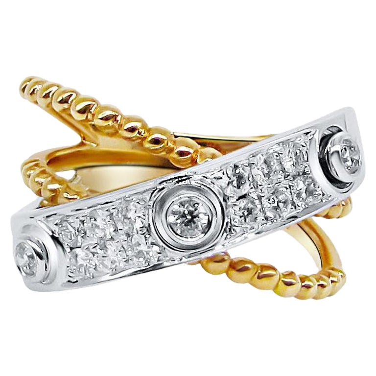 Overlapping Three Bezel Set Diamonds with Dotted Gold Fancy Band Cocktail Ring For Sale