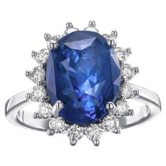 No Reserve, 6.08 Carat Sapphire & 0.50 Carat Diamonds, 18k White Gold Ring