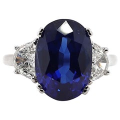 Fine Oval Blue Sapphire Ring 
