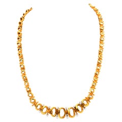 Modernistische Halskette aus 18 Karat Gold und 0,52 Karat Diamanten, um 1970