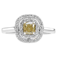 $1 NO RESERVE - 0.92cttw Fancy Diamond, 14 Karat White Gold Ring