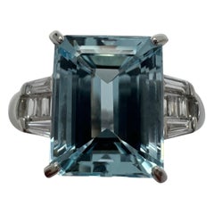 3.59 Carat Fine Blue Emerald Cut Aquamarine & Baguette Diamond Platinum Ring