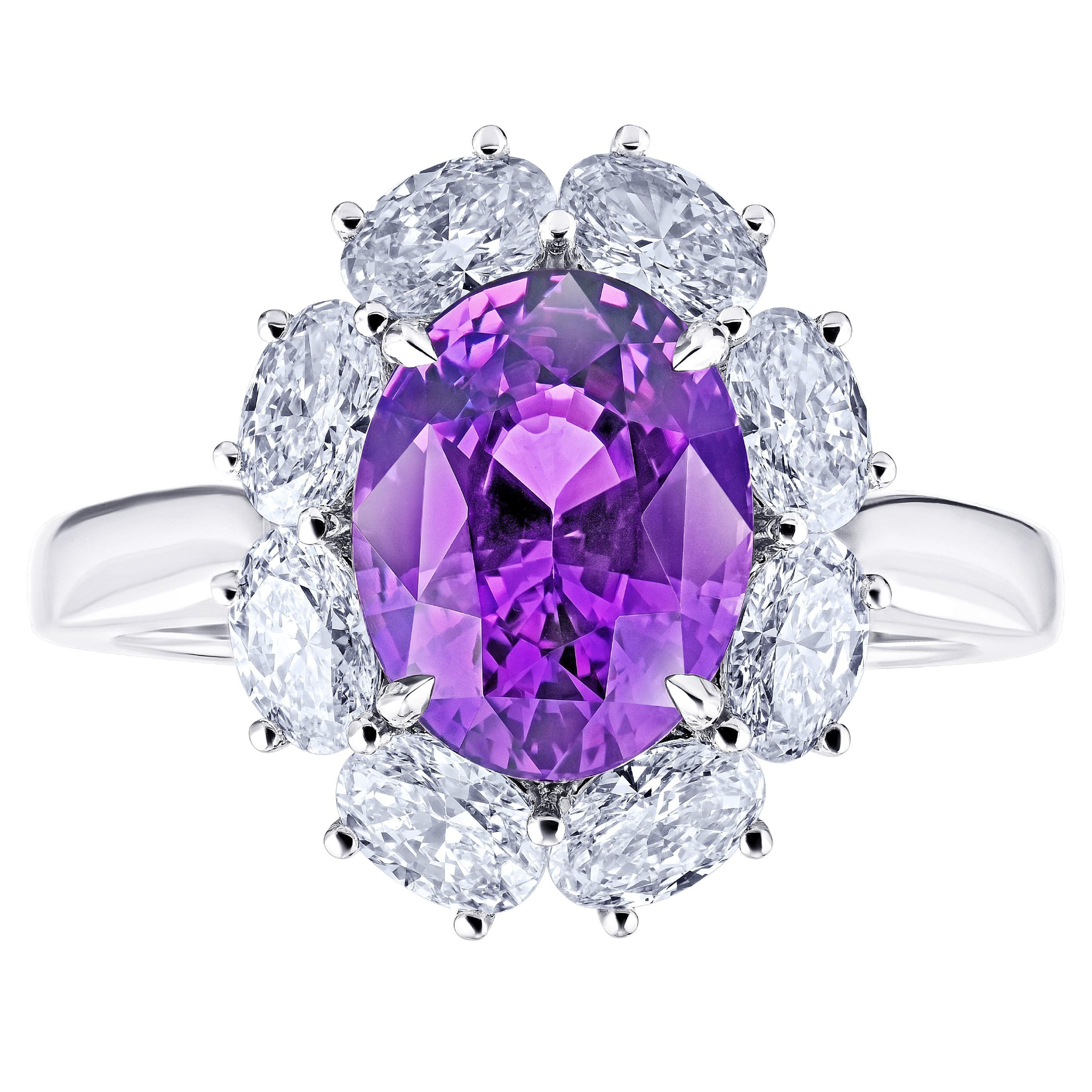 Alexandrite 3.56 Carat and Diamonds Ring For Sale at 1stDibs natural