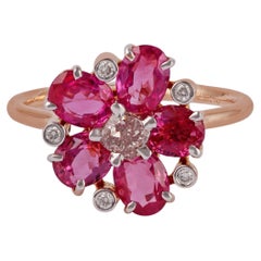 Rubin- und rosa Diamantring aus 18 Karat Roségold mit Nieten