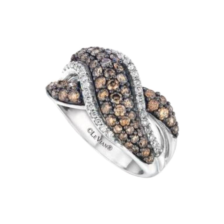Ring Featuring Chocolate Diamonds, Vanilla Diamonds Set in 14k Vanilla Gold