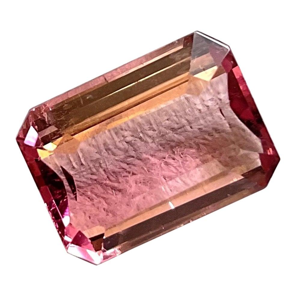 Pierre précieuse naturelle de taille octogonale à facettes en tourmaline rose de 6,50 carats, 13 x 9 mm