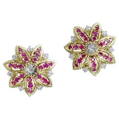 1970s French Ruby Diamond Platinum Flower Earclips 7