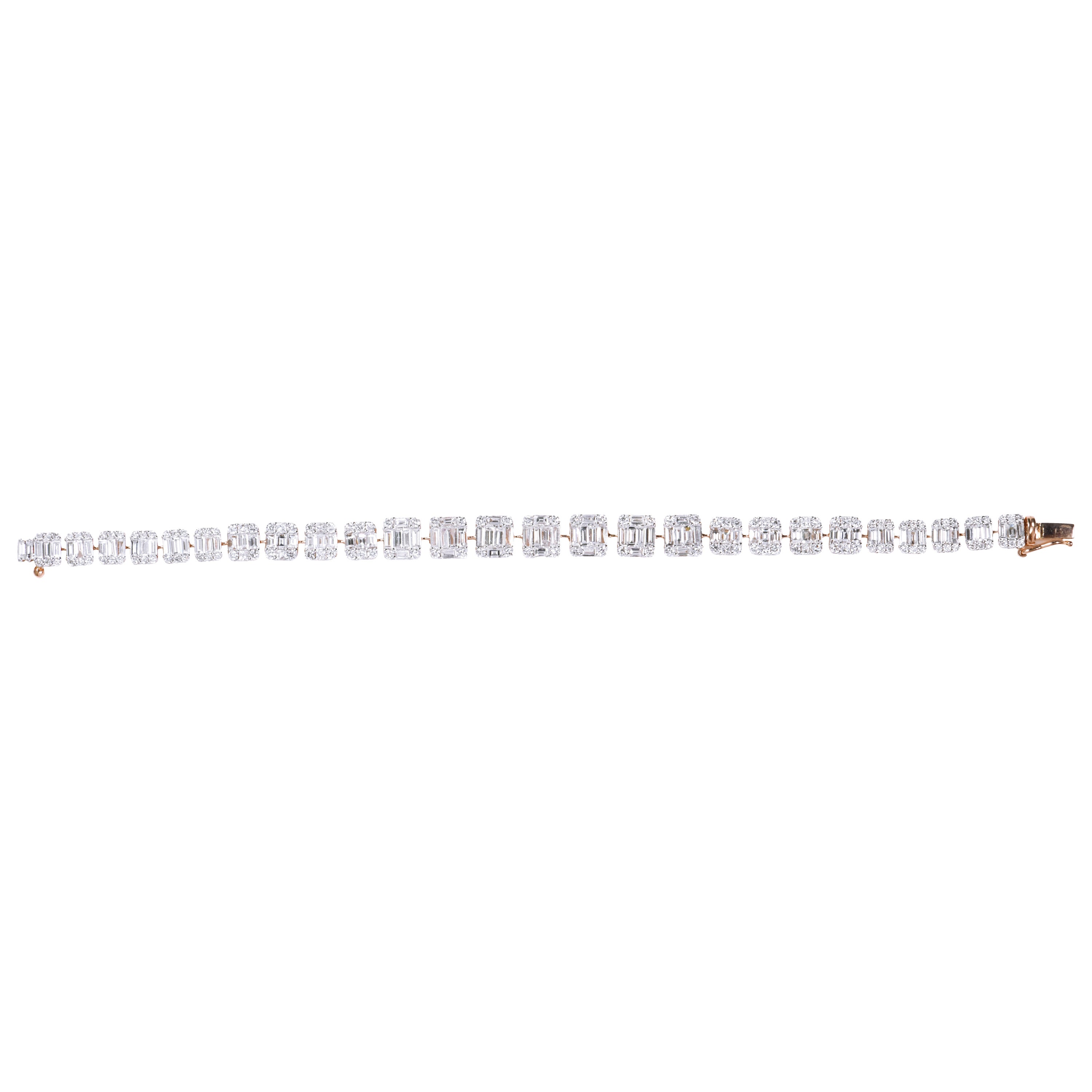 18 Karat Gold 6.31 Carat Diamond Contemporary Tennis Bracelet For Sale