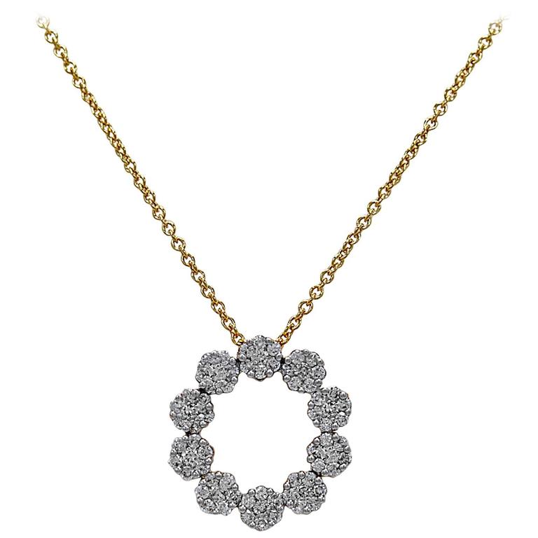 .50 Carats Diamonds Gold Circle Pendant For Sale