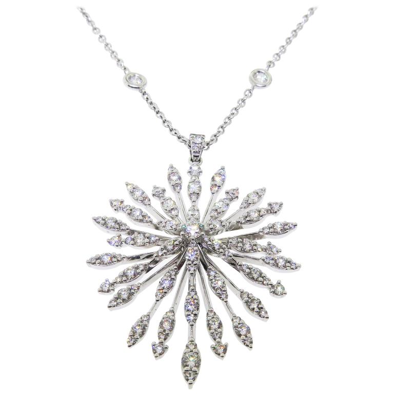 Gems of Distinction 14K Gold 0.16ctw Diamond Starburst Pendant w/ Chain