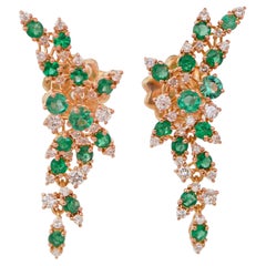 Vintage Emeralds, Diamonds 18 Karat Yellow Gold Earrings.