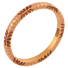 Bague à anneau Lotus Infinity en or 22 carats et émail rouge et rose, fabriquée à la main par Agaro Jewels