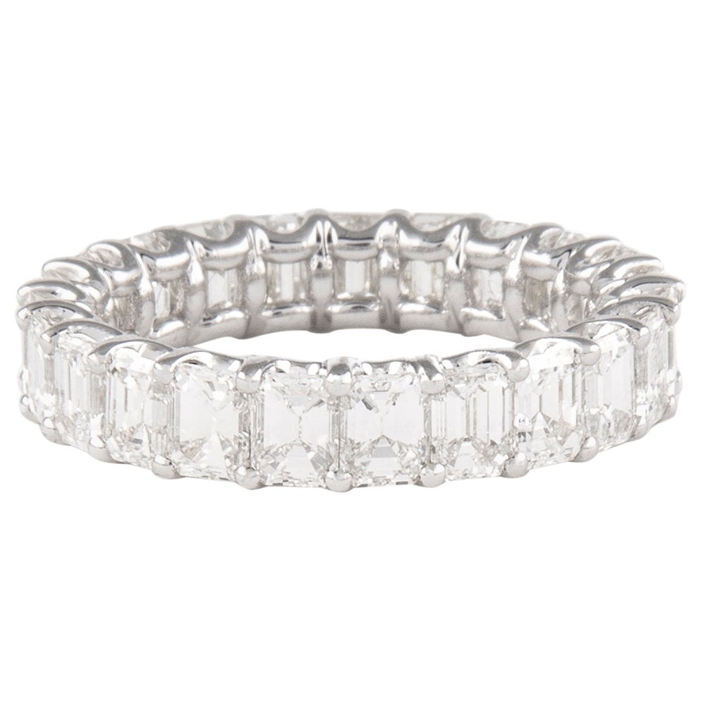 Bracelet d'éternité Alexander en or blanc 18 carats avec diamants taille émeraude 4,26 carats D-F VS S-6.5