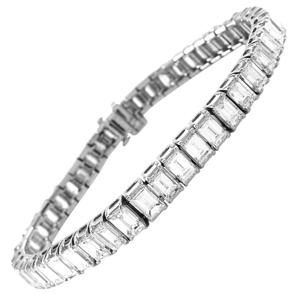 Baguette Cut Diamond Platinum Tennis Bracelet  For Sale