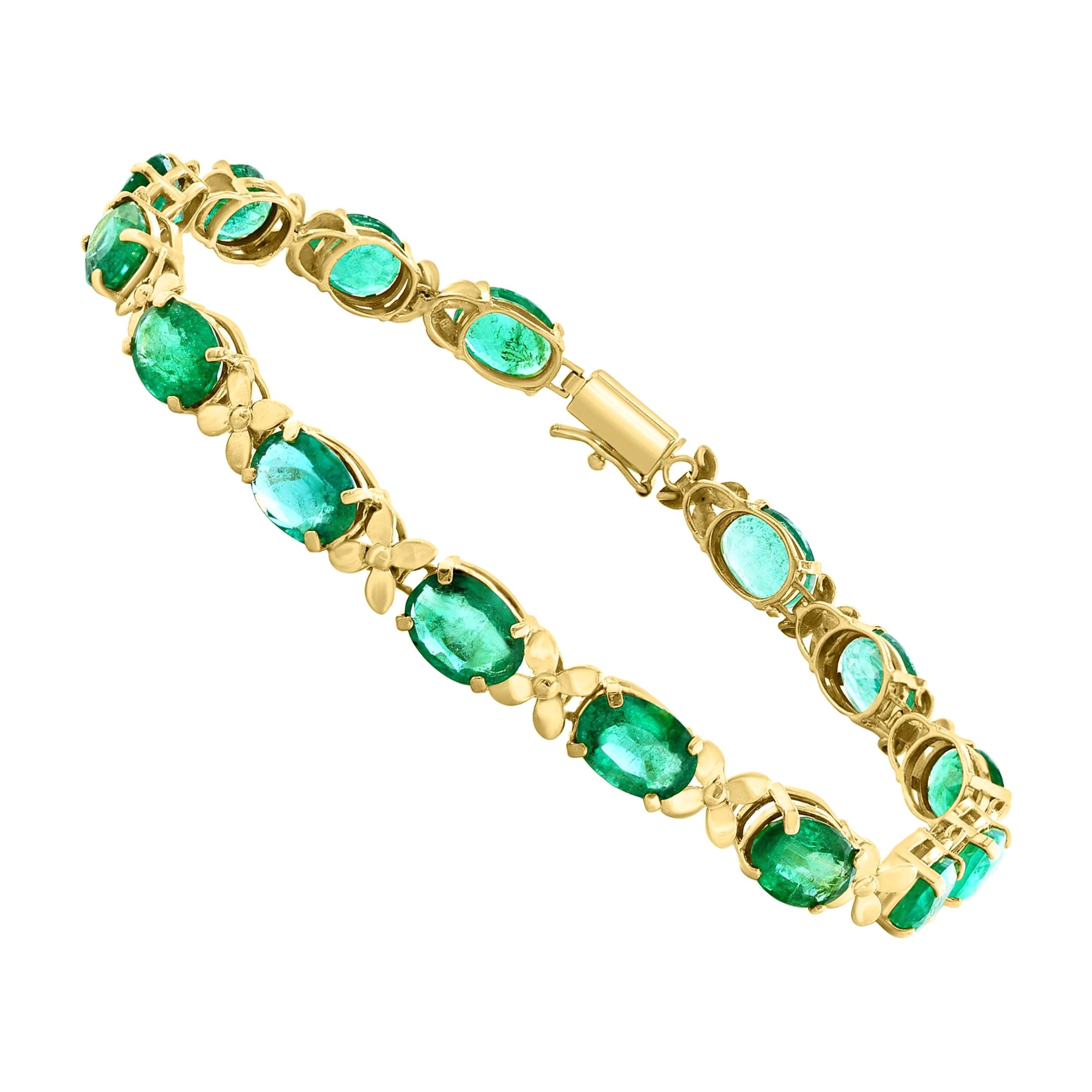 23 Carat Natural Emerald Cocktail Tennis Bracelet 14 Karat Yellow Gold For Sale