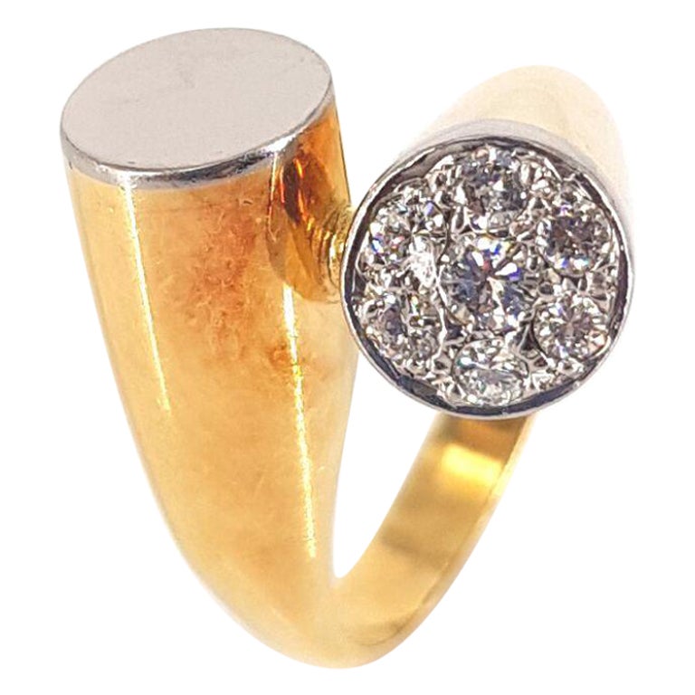 18 Karat Gelbgold Diamantring mit Diamanten im Angebot