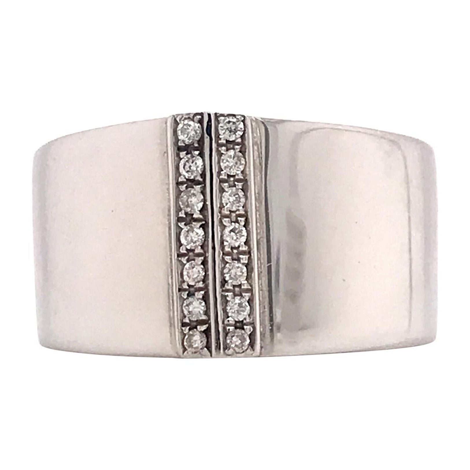 Bague de mode en or blanc 18 carats et diamants