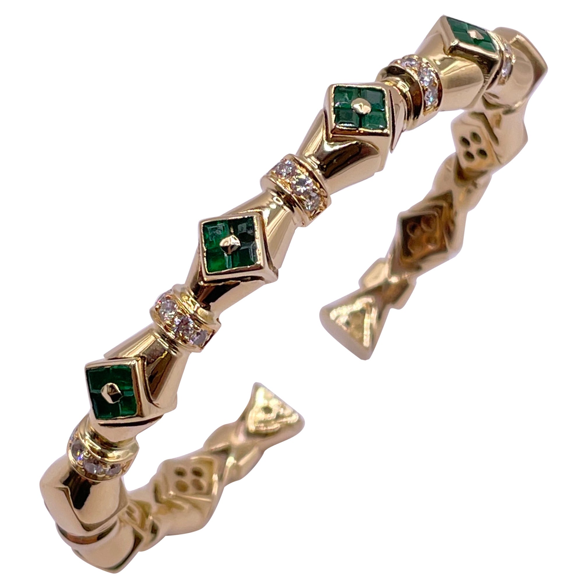 18k Yellow Gold Bangle Diamond Emerald 