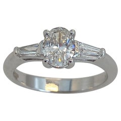 Ct 1.09 Bague de fiançailles, or blanc 18 Kt taille ovale